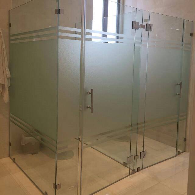 Vidrio templado - Shower enclosure