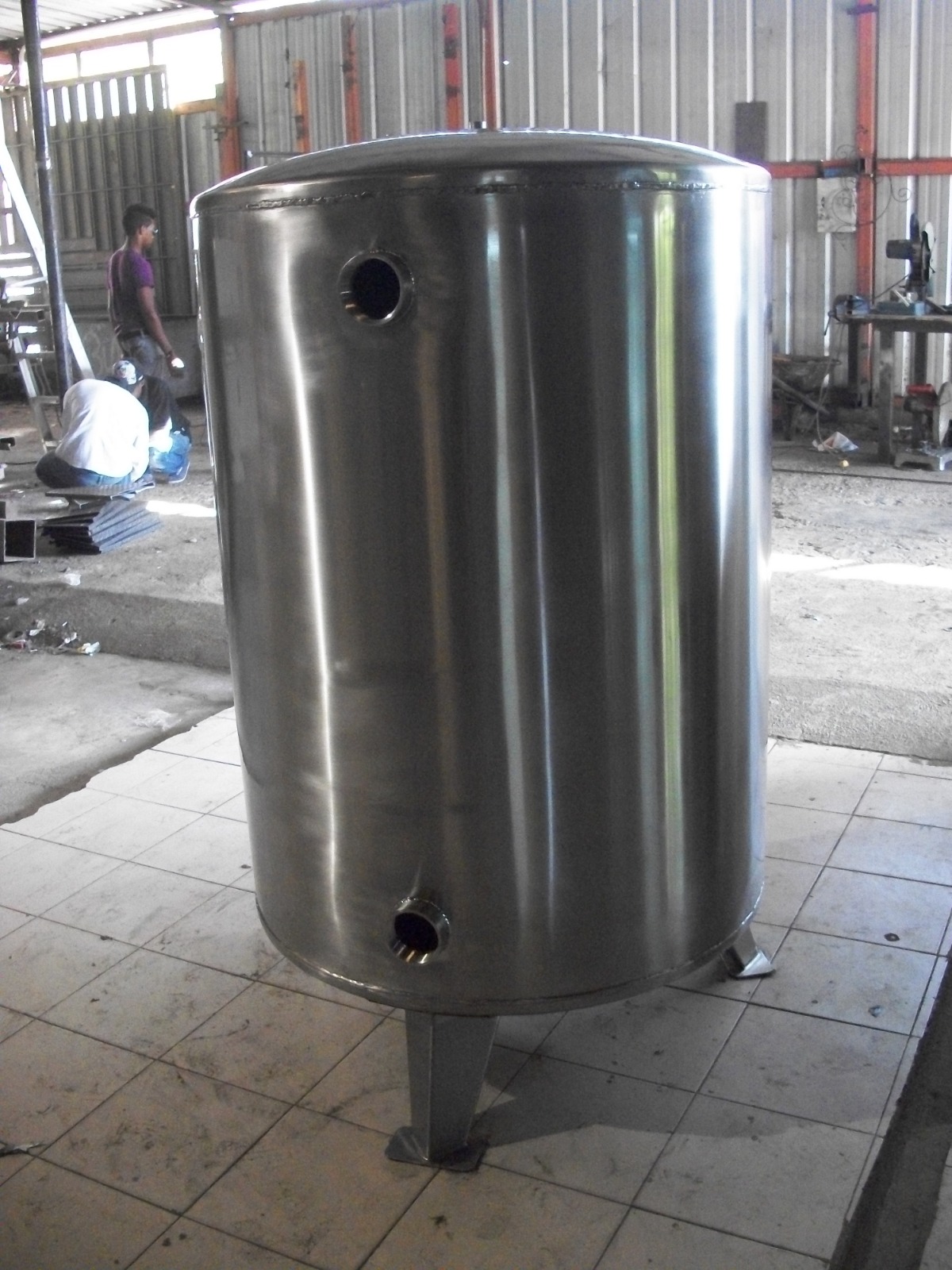 Tanque industrial de acero